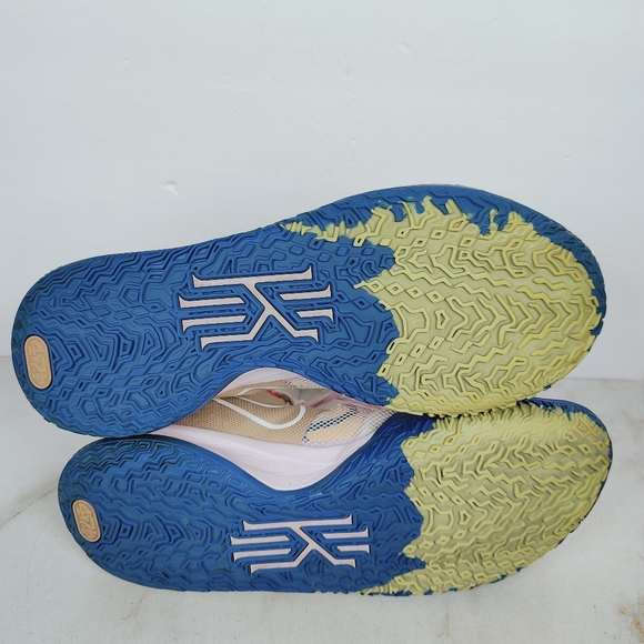 Nike Kyrie 7 EP '1 World 1 People Regal Pink' Basketball Shoes Sneakers, 13 - Picture 13 of 15